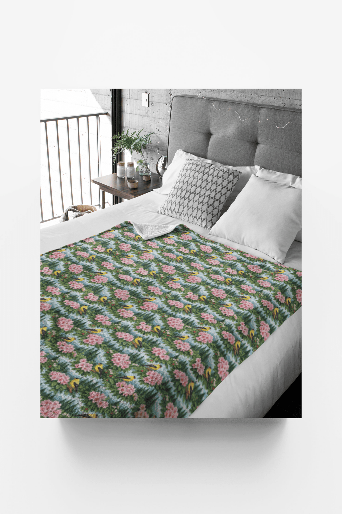 Washington Flora & Fauna Sherpa Blanket - London Penny Gift Wrap
