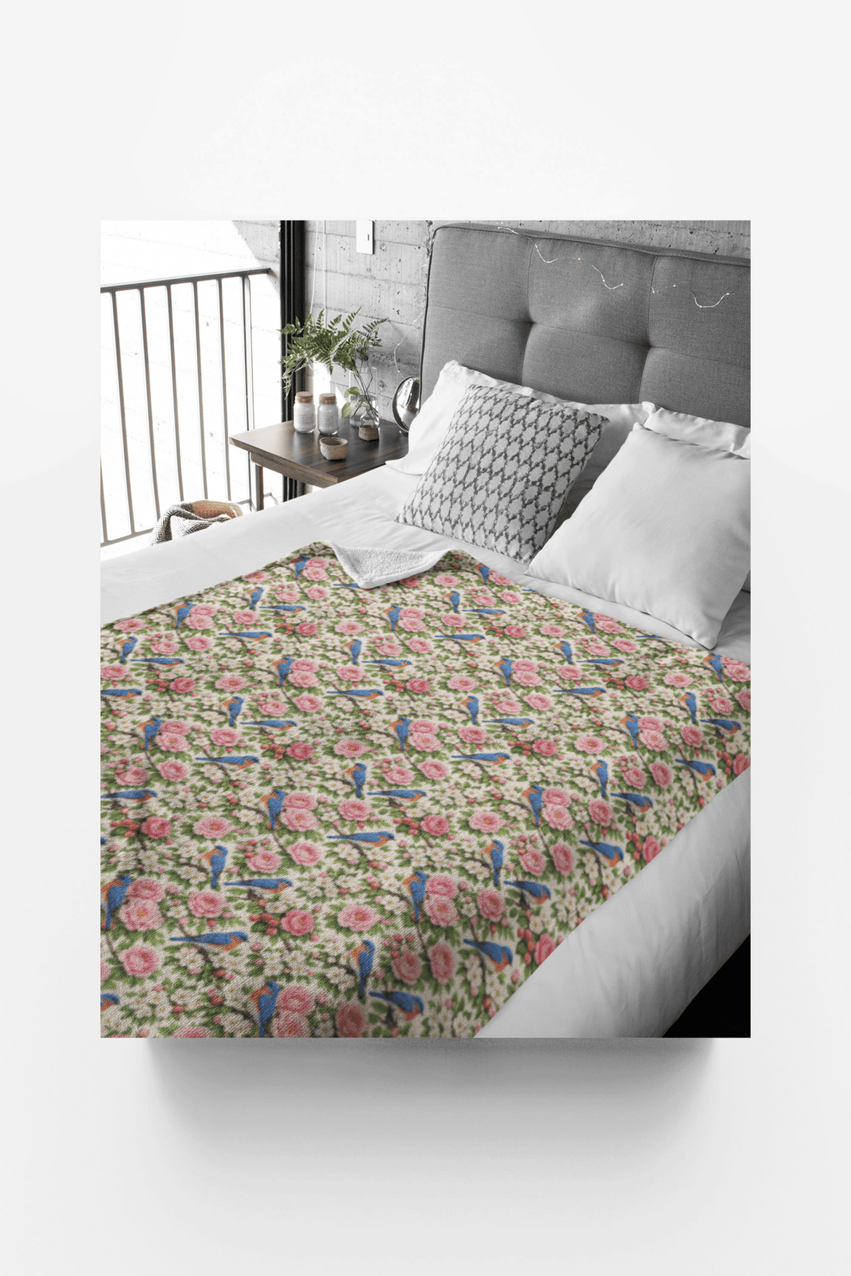New York Flora & Fauna Sherpa Blanket - London Penny Gift Wrap