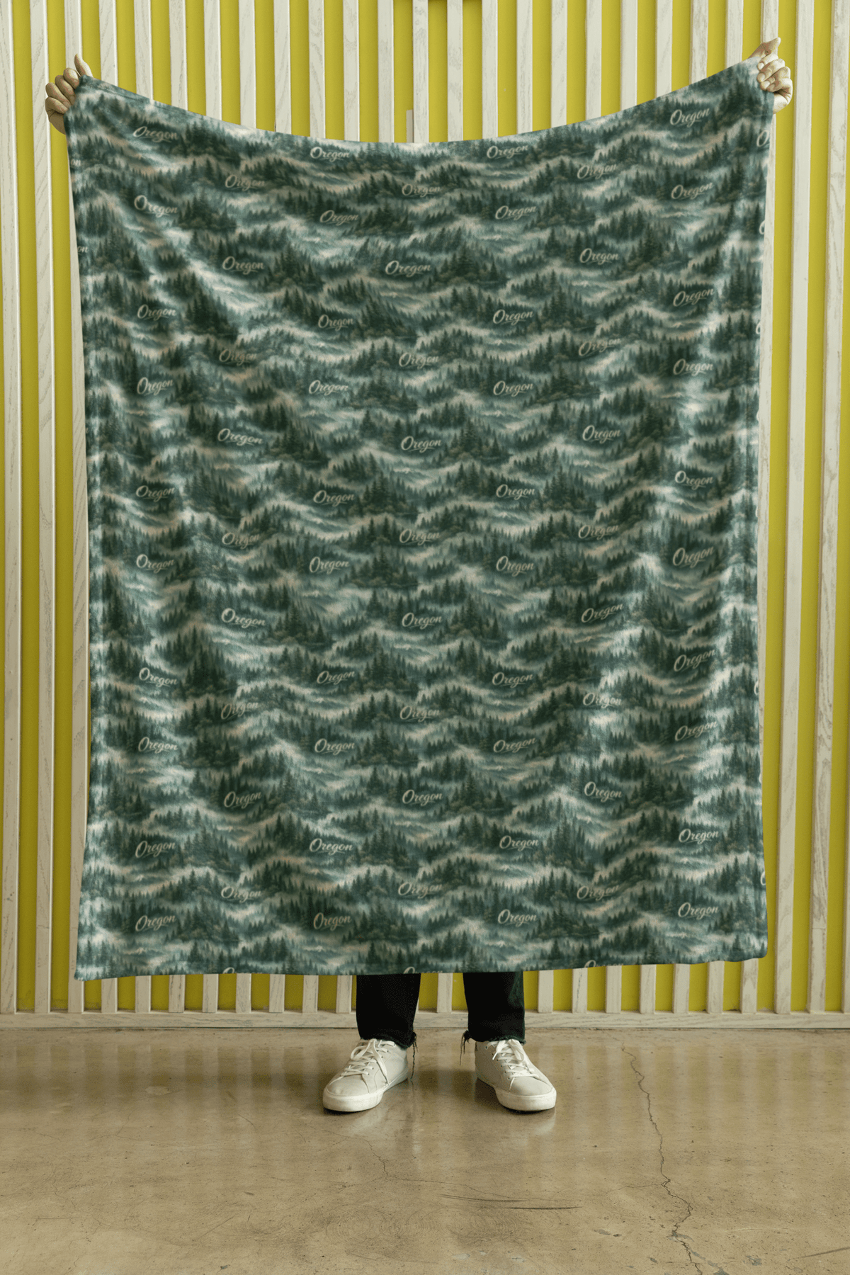 Oregon Forest & Fog Sherpa Blanket - London Penny Gift Wrap