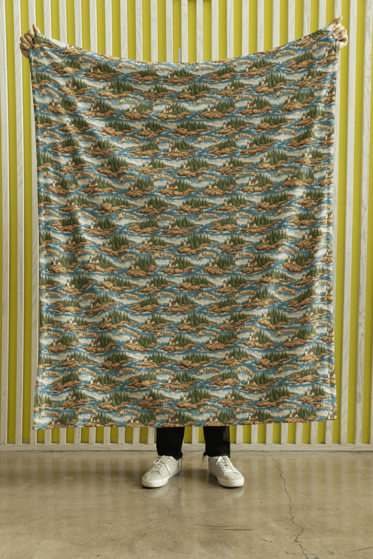 Maine Pine & Coast Sherpa Blanket - London Penny Gift Wrap