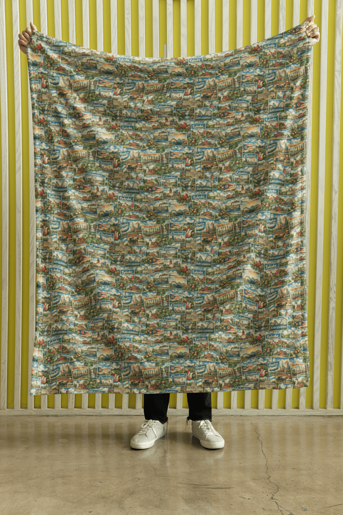 Ohio Postcard Memories Sherpa Blanket - London Penny Gift Wrap