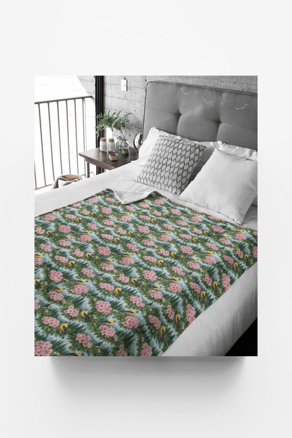 Washington Flora & Fauna Sherpa Blanket - London Penny Gift Wrap