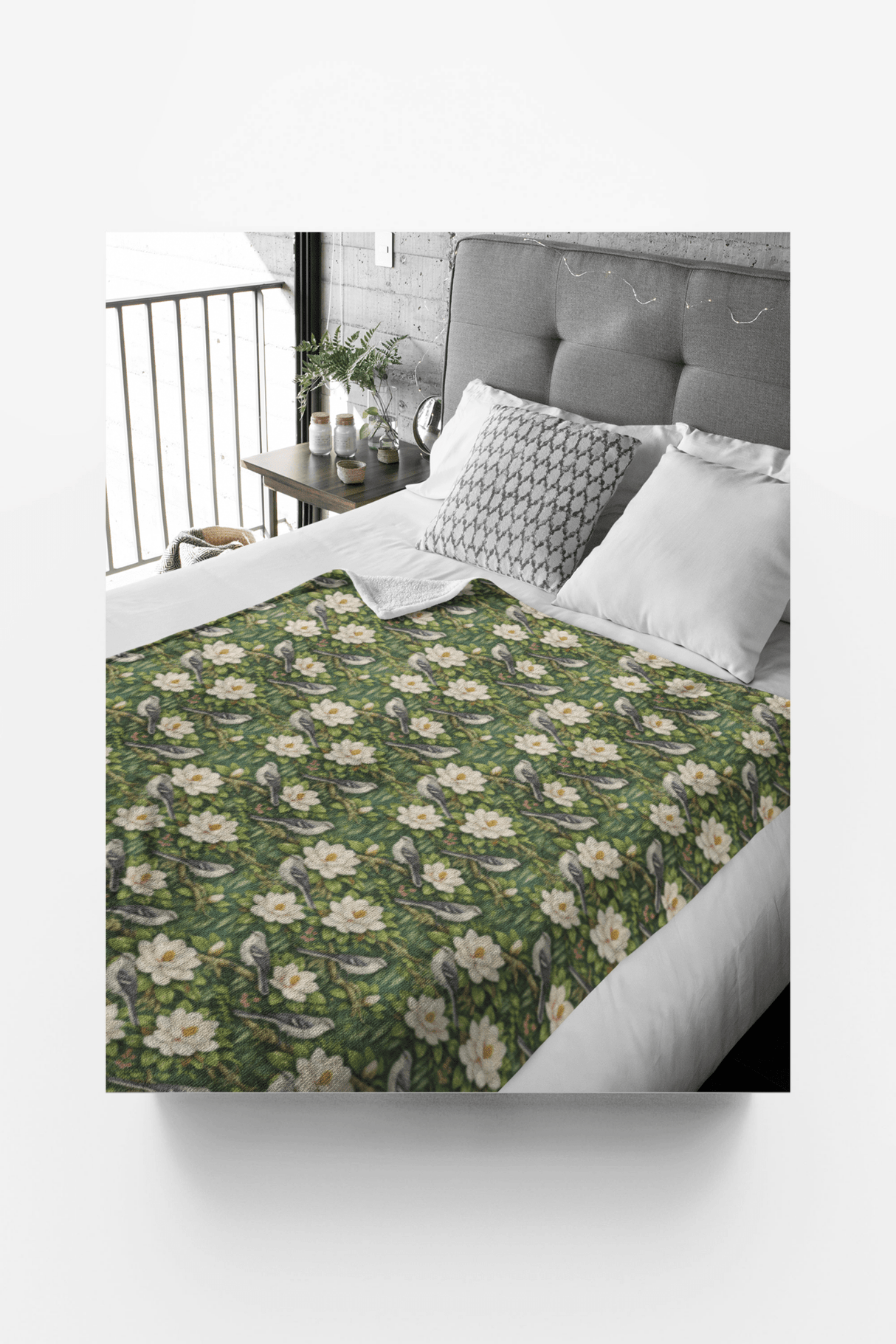 Mississippi Flora & Fauna Sherpa Blanket - London Penny Gift Wrap