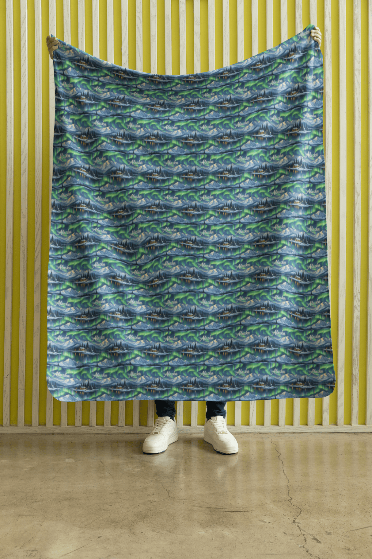 Alaska Northern Lights Sherpa Blanket - London Penny Gift Wrap