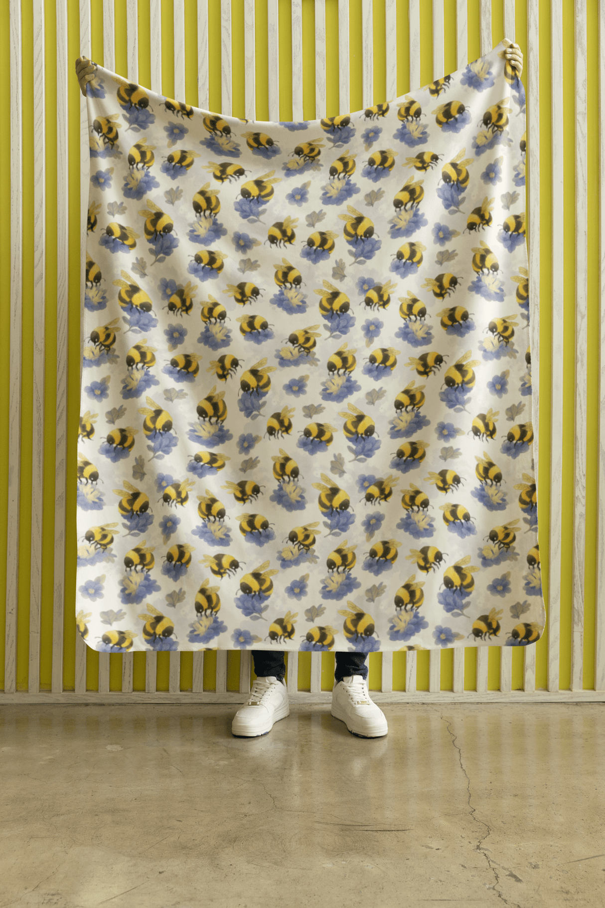 Buzz & Bloom Sherpa Blanket - London Penny Gift Wrap
