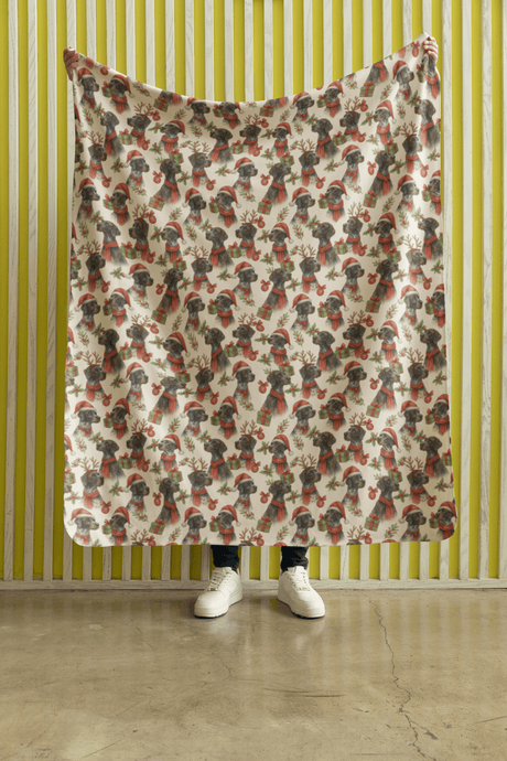 Mistletoe & Pointer Toes Sherpa Blanket - London Penny Gift Wrap