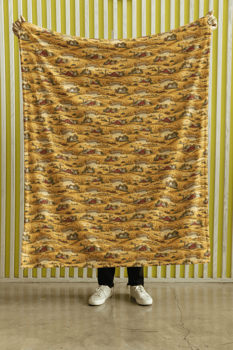 Indiana Heartland Fields Sherpa Blanket - London Penny Gift Wrap