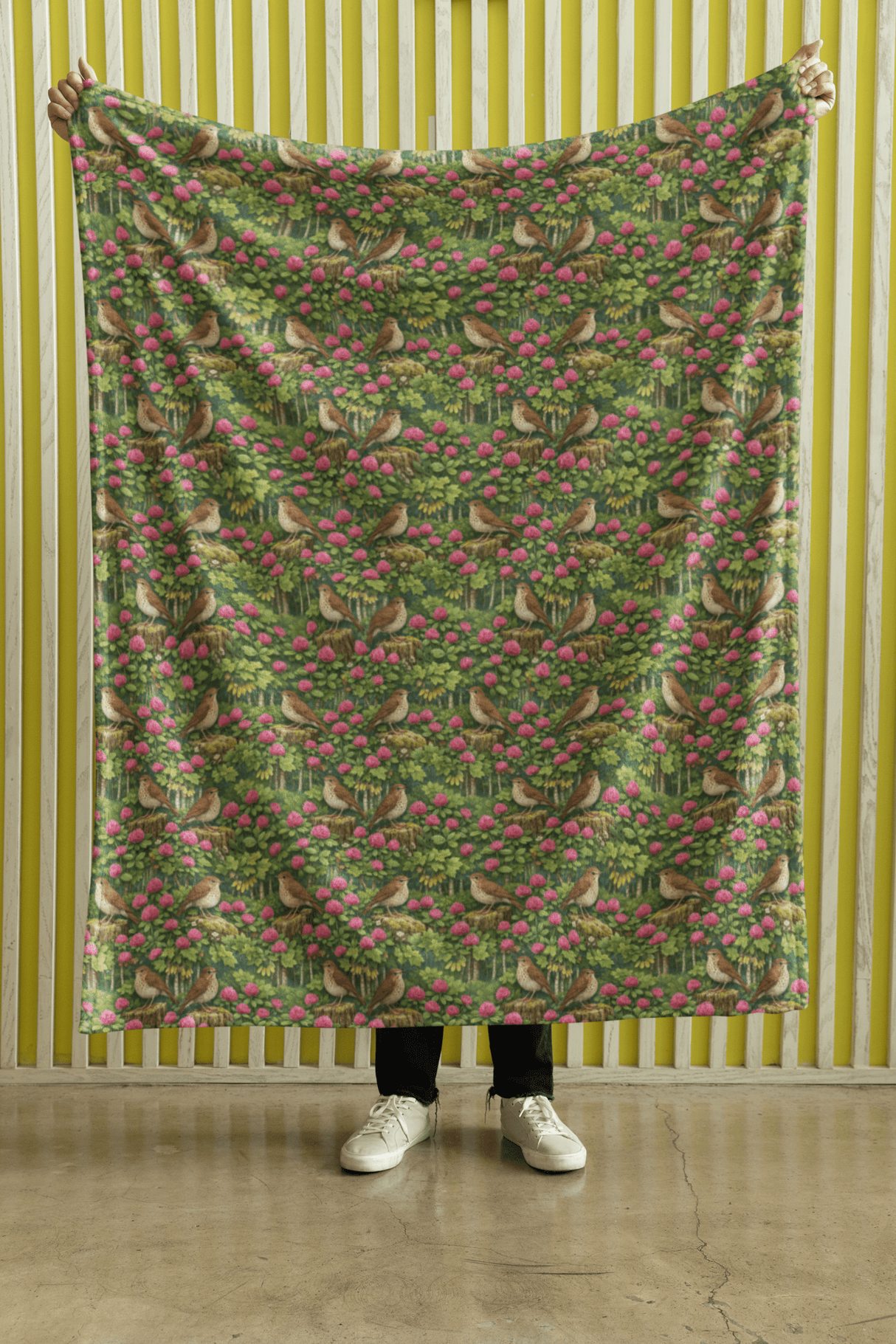 Vermont Flora & Fauna Sherpa Blanket - London Penny Gift Wrap
