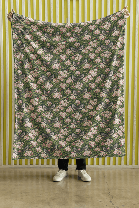 Arkansas Flora & Fauna Sherpa Blanket - London Penny Gift Wrap