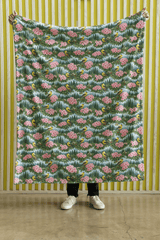 Washington Flora & Fauna Sherpa Blanket - London Penny Gift Wrap
