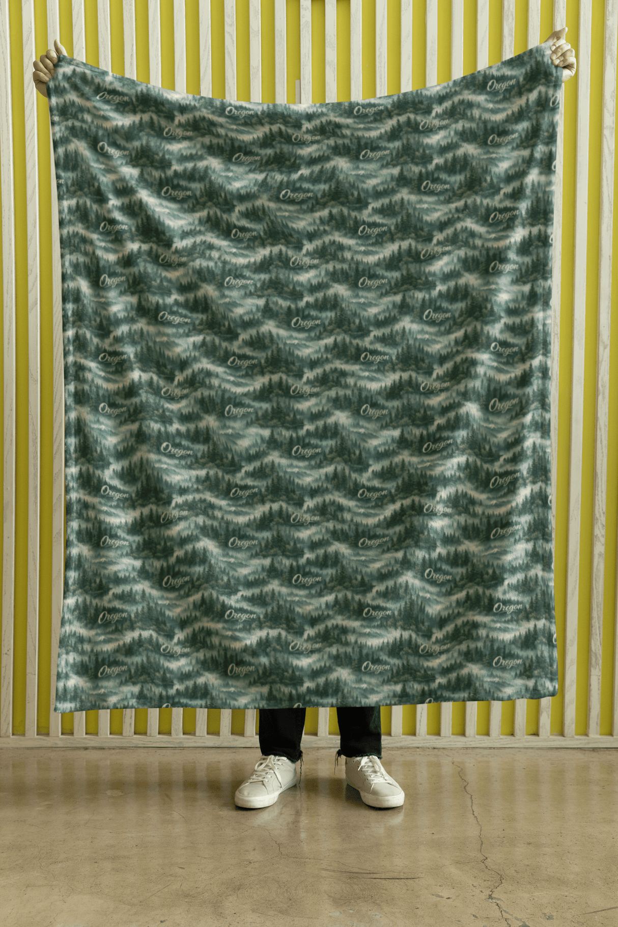 Oregon Forest & Fog Sherpa Blanket - London Penny Gift Wrap