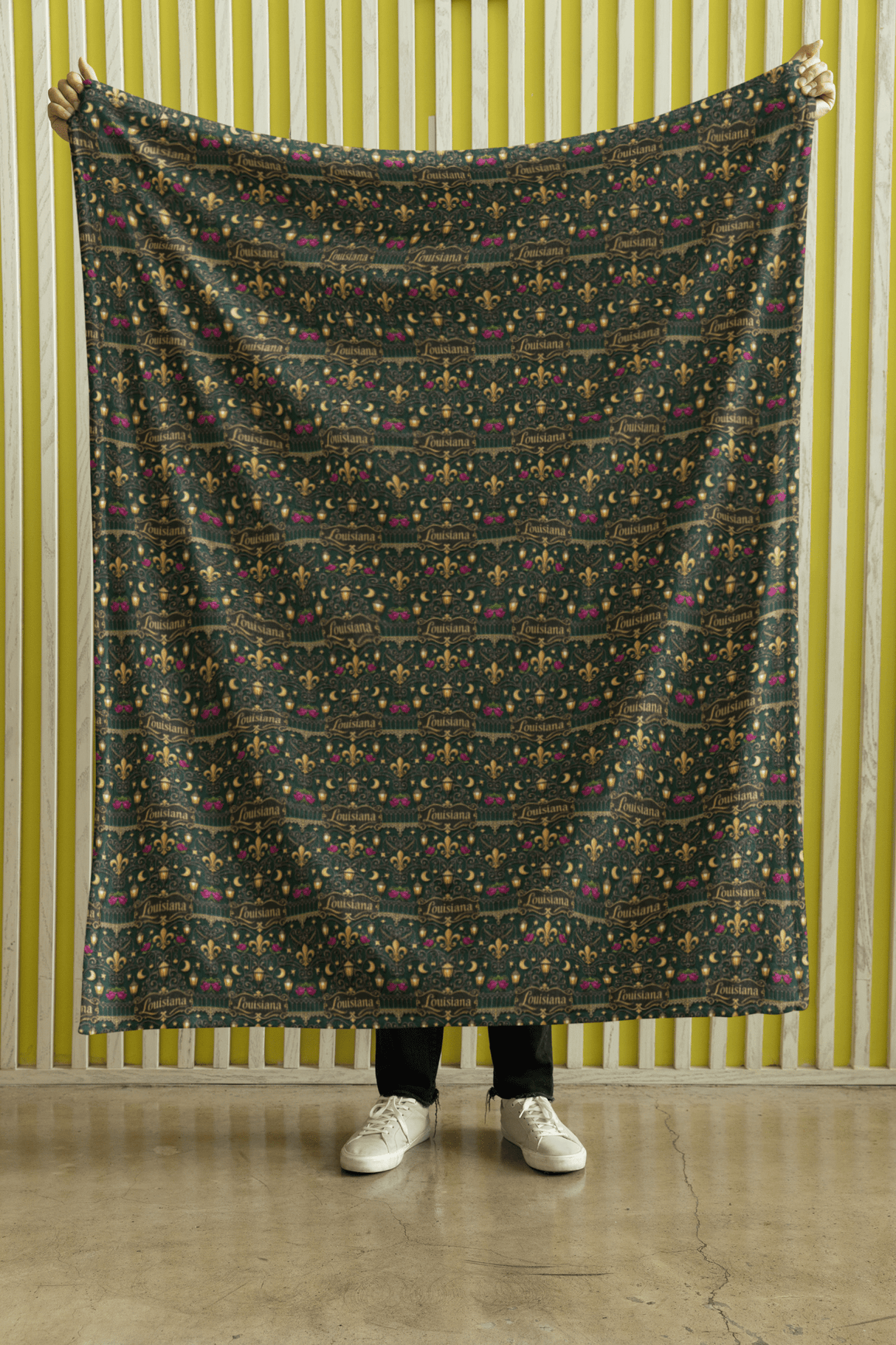 Louisiana French Quarter Flourish Sherpa Blanket - London Penny Gift Wrap