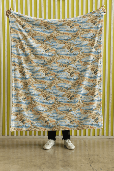 Delaware First State Shores Sherpa Blanket - London Penny Gift Wrap