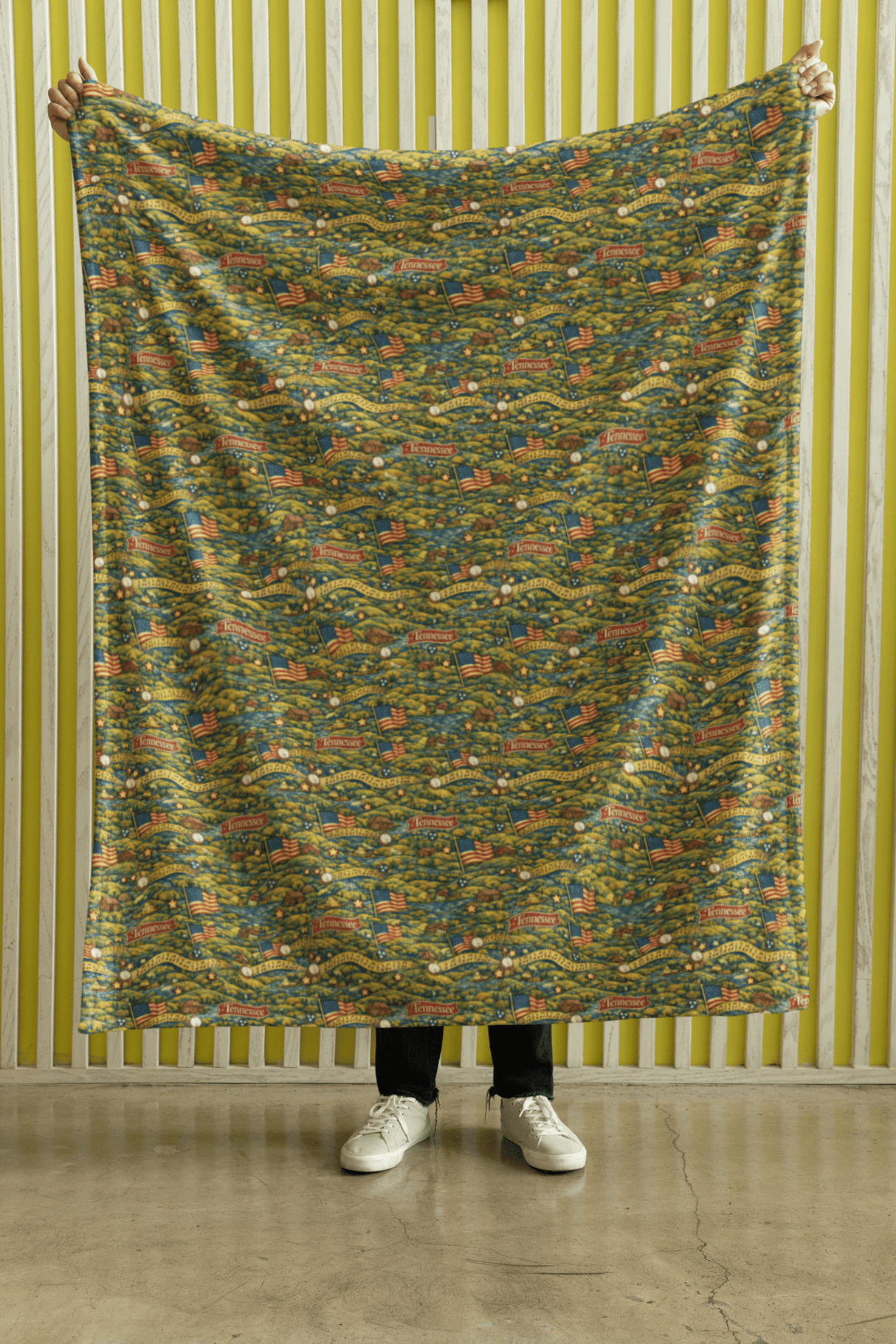 Tennessee Appalachian Harmony Sherpa Blanket - London Penny Gift Wrap