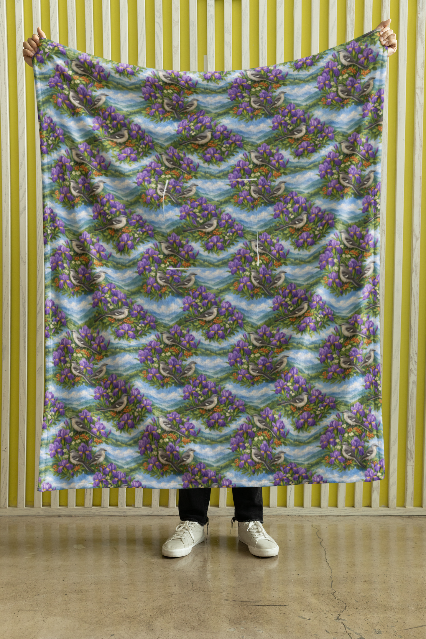 Tennessee Flora & Fauna Sherpa Blanket