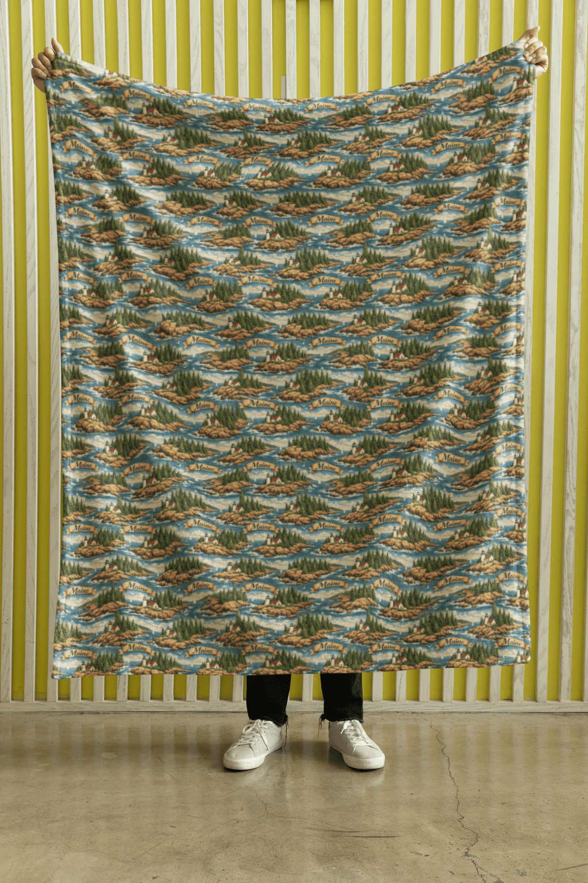 Maine Pine & Coast Sherpa Blanket - London Penny Gift Wrap