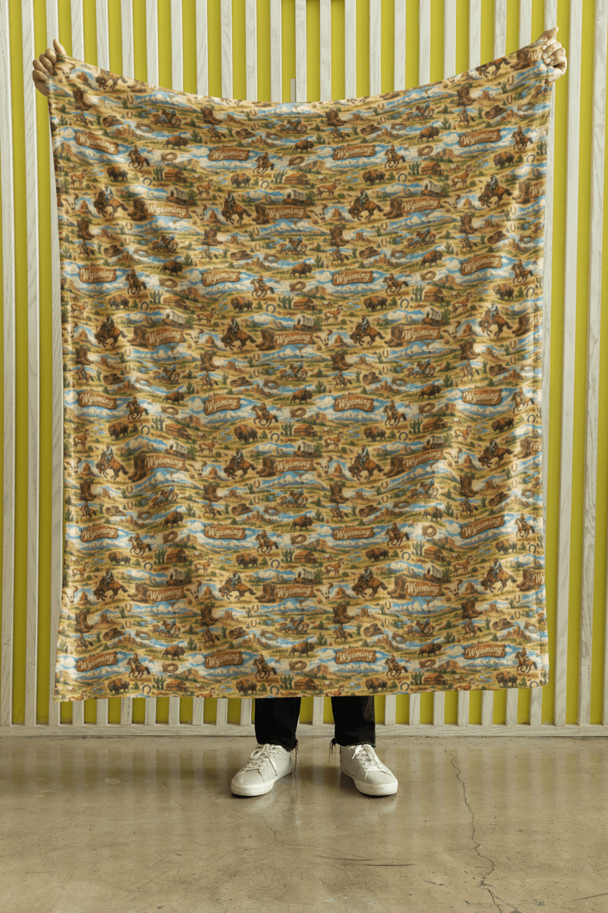 Wyoming Western Range Sherpa Blanket - London Penny Gift Wrap
