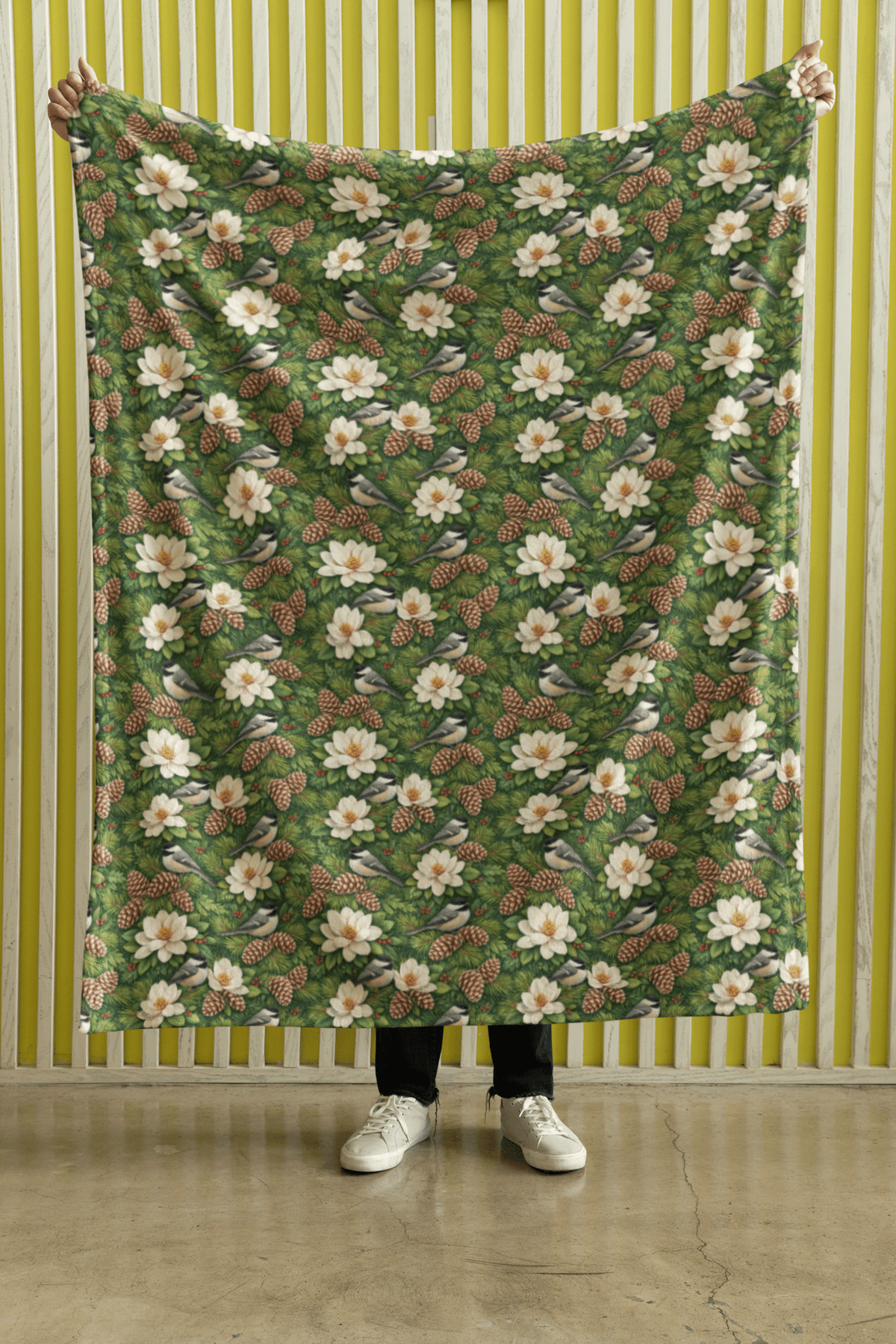 Maine Flora & Fauna Sherpa Blanket - London Penny Gift Wrap