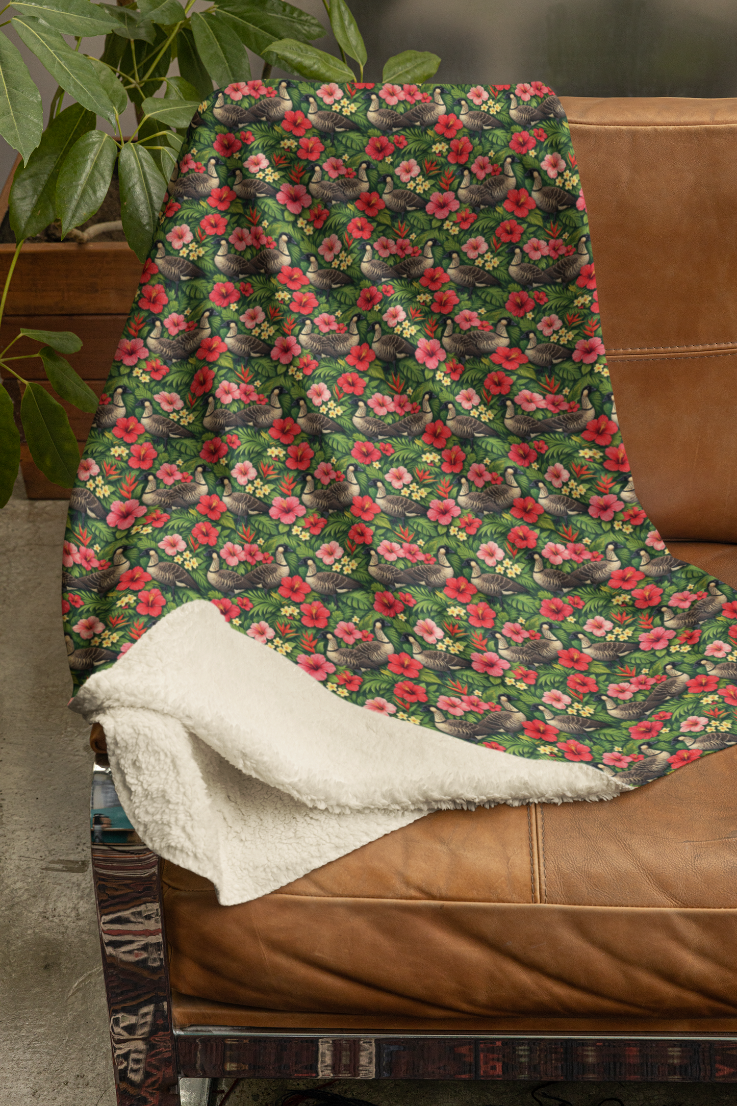 Hawaii Flora & Fauna Sherpa Blanket