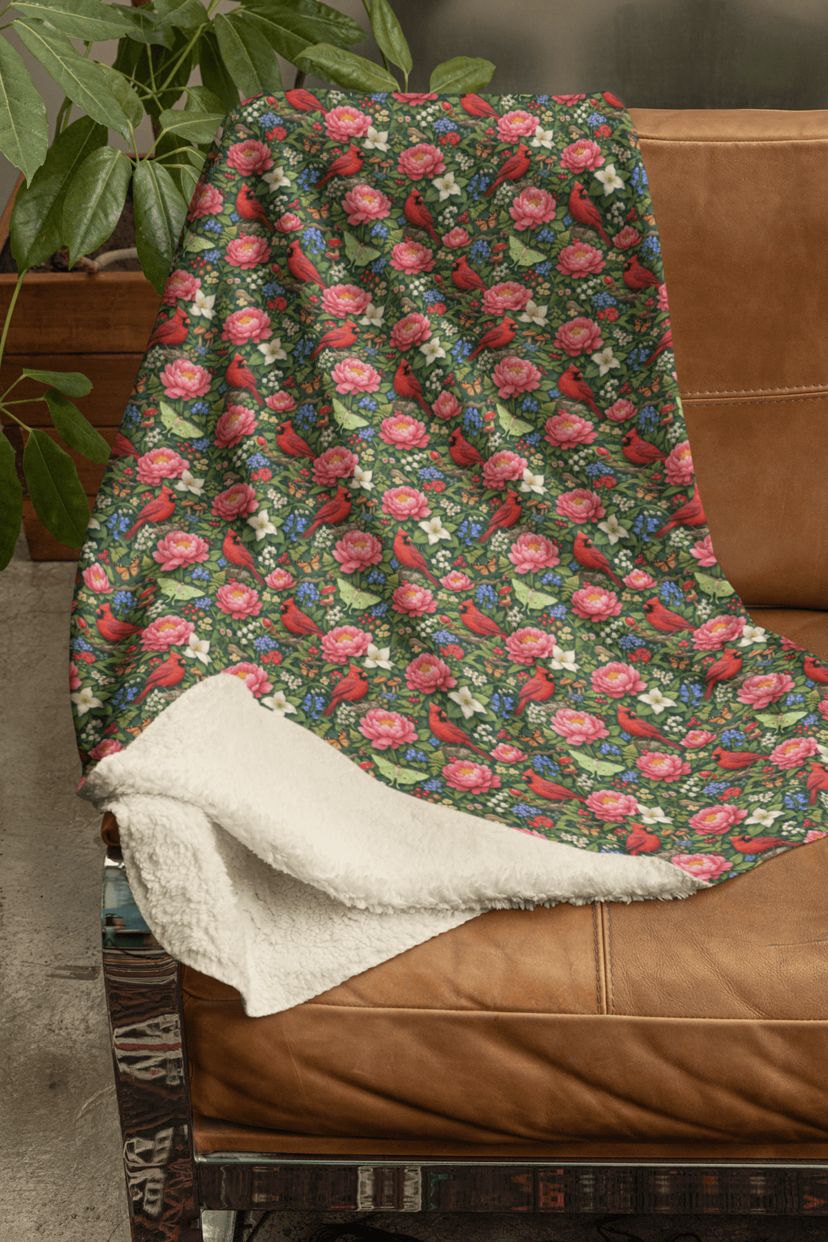 Indiana Flora & Fauna Sherpa Blanket - London Penny Gift Wrap