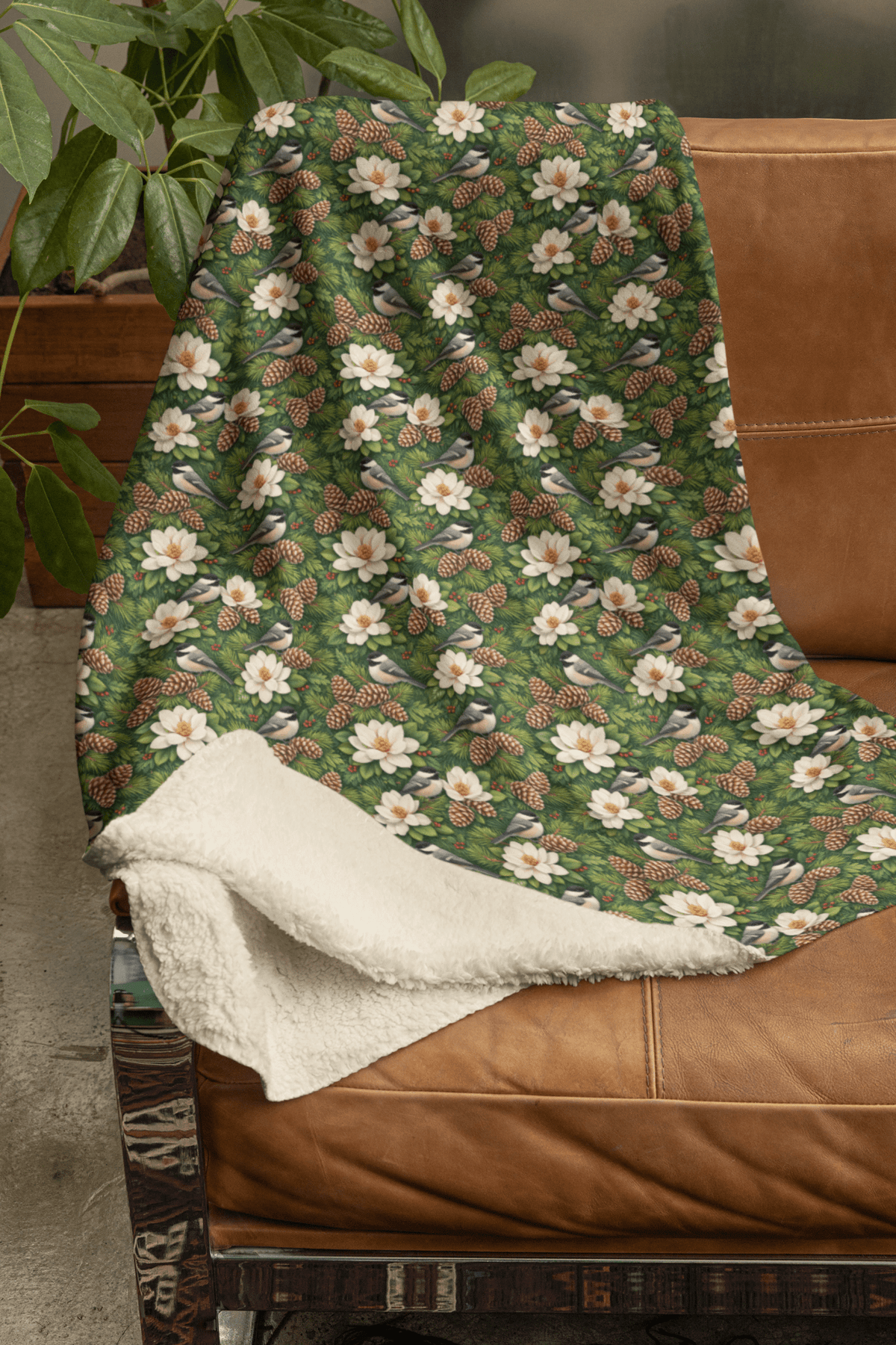 Maine Flora & Fauna Sherpa Blanket - London Penny Gift Wrap